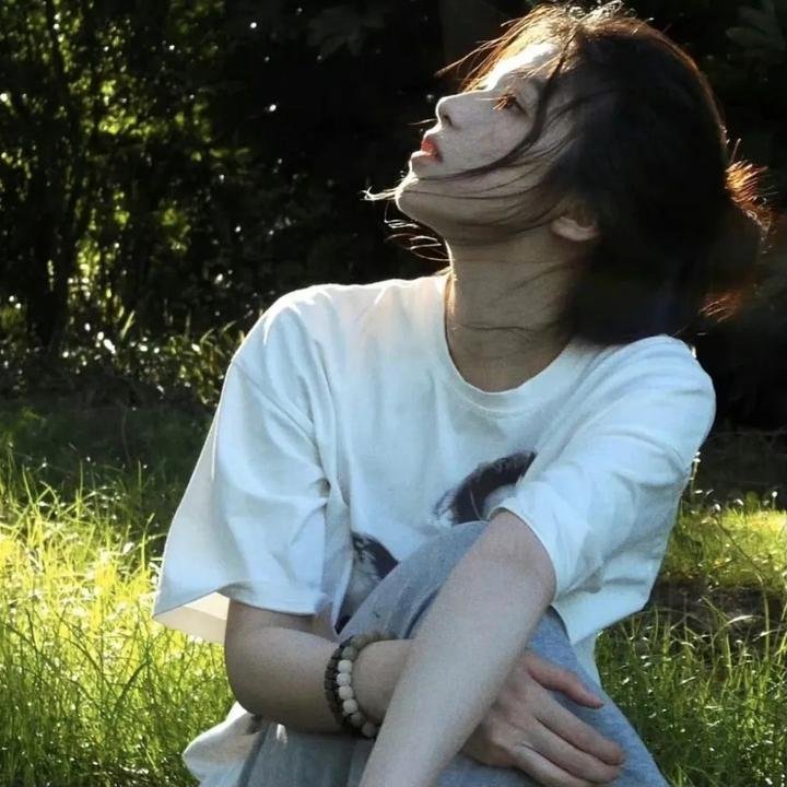 我被困在同一天一千年